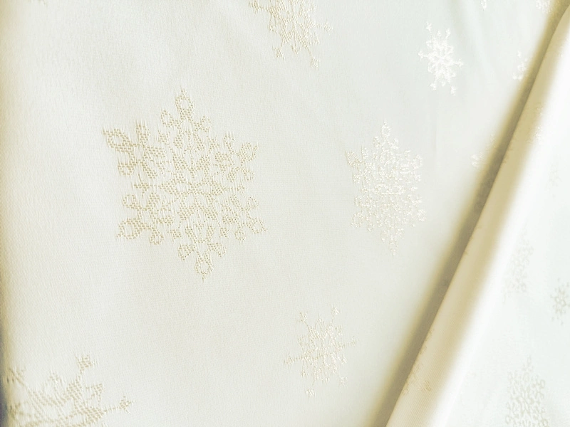 Tkanina plamoodporna biała w delikatny wzór w kreseczki pol_pl_Tkanina-plamoodporna-biala-w-delikatny-wzor-w-kreseczki-270_1