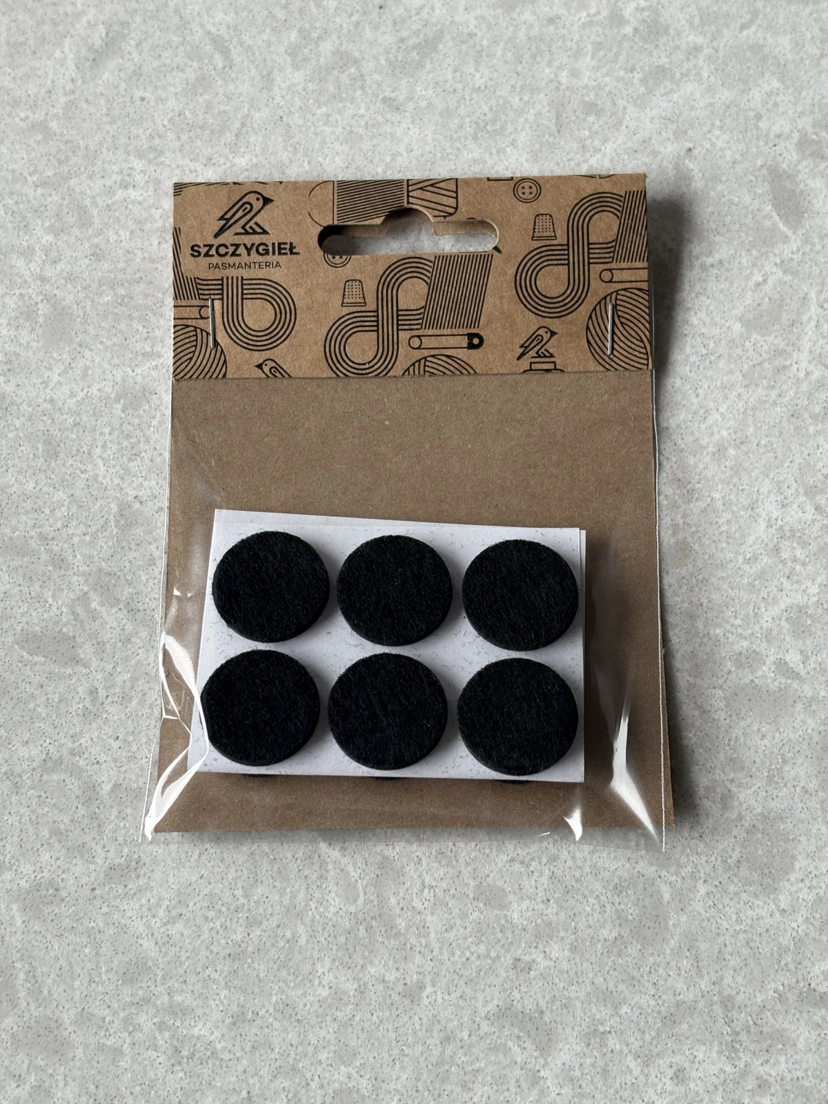 Tkanina plamoodporna biała w delikatny wzór w kreseczki pol_pl_Tkanina-plamoodporna-biala-w-delikatny-wzor-w-kreseczki-270_1