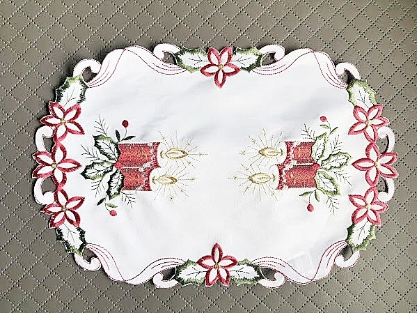 Bieżnik haftowany na Boże Narodzenie to elegancka dekoracja stołu wymiar 40x85cm pol_pl_Brokatowy-obrus-swiateczny-z-gwiazda-betlejemska-plamoodporny-polski-140x300-cm-299_4