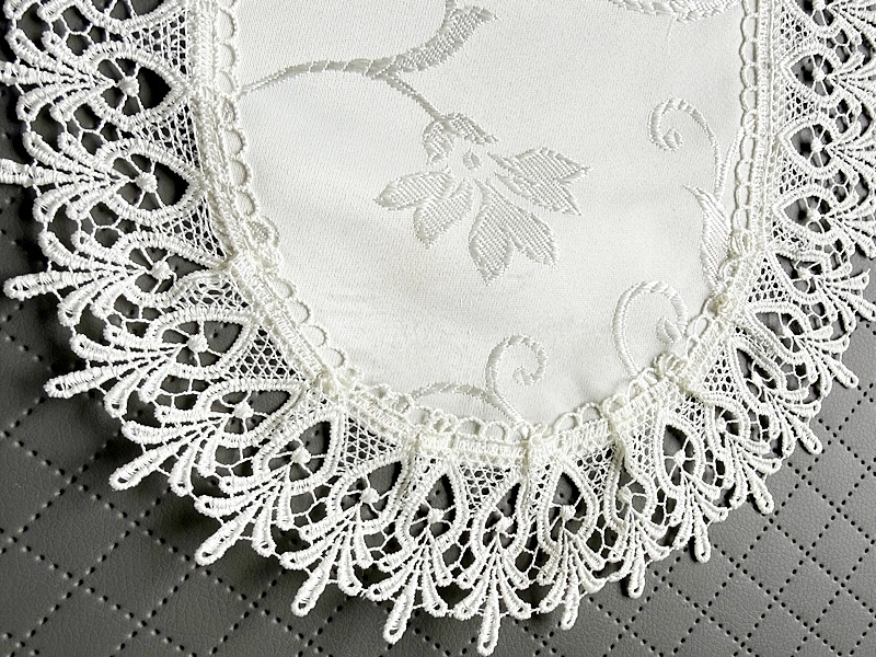 Bieżnik haftowany na Boże Narodzenie to elegancka dekoracja stołu wymiar 40x85cm pol_pl_Brokatowy-obrus-swiateczny-z-gwiazda-betlejemska-plamoodporny-polski-140x300-cm-299_4