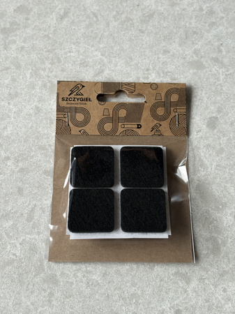 Samoprzylepne podkładki filcowe kwadratowe | zabezpieczenie pod meble