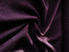 Elegancka tkanina odzieżowa w kolorze fioletowym 