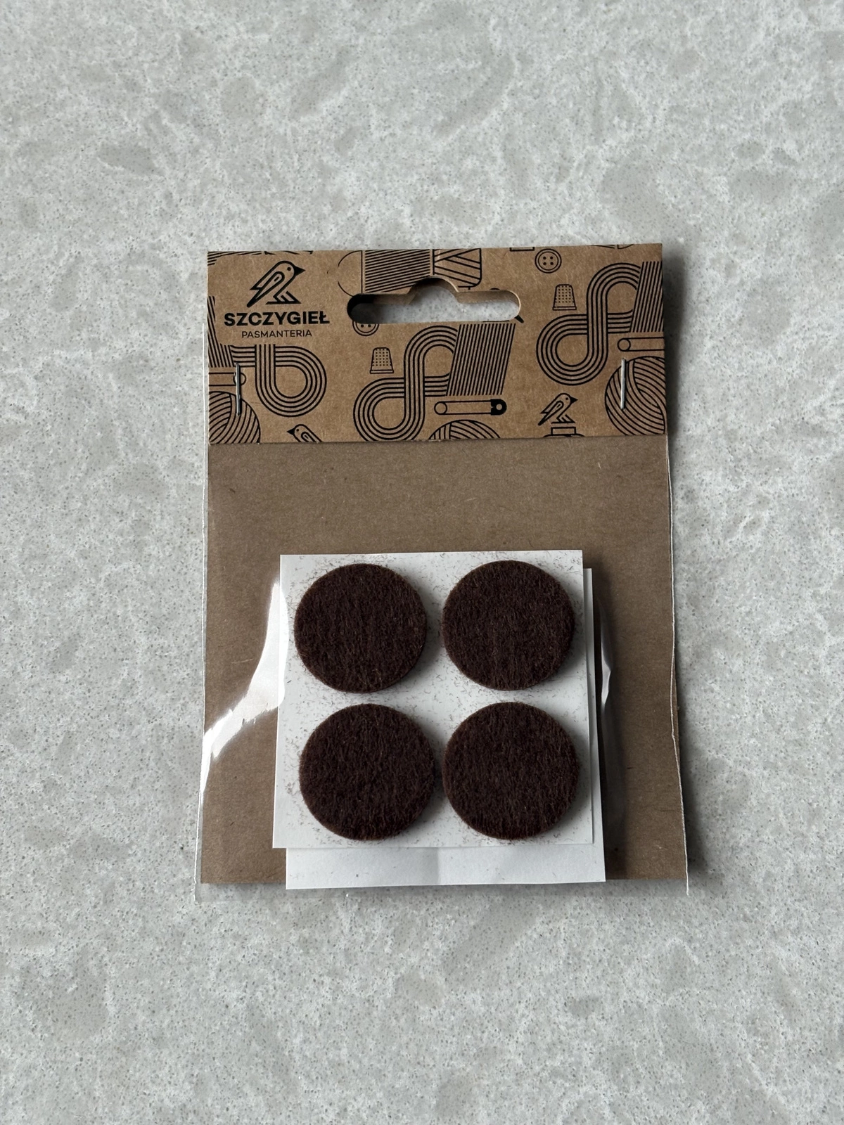 Tkanina plamoodporna biała w delikatny wzór w kreseczki pol_pl_Tkanina-plamoodporna-biala-w-delikatny-wzor-w-kreseczki-270_1